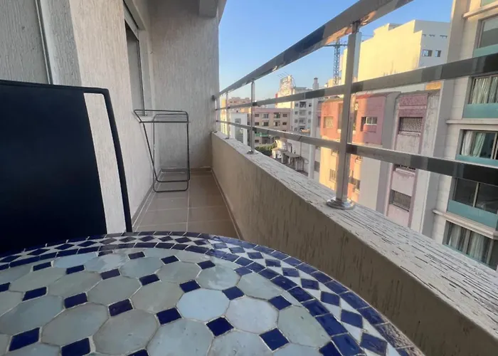 Luxury Center Town Apartment