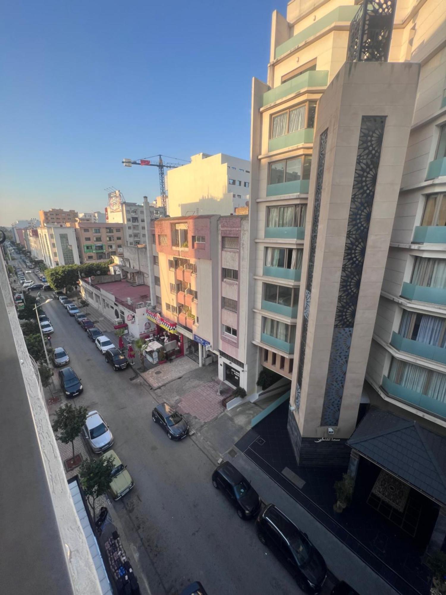 Luxury Center Town Apartment